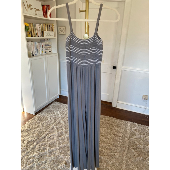 Bailey 44 Anthropologie Gray Smocked Romper Wide Leg Quiet Luxury Resort Beach S - Picture 4 of 9
